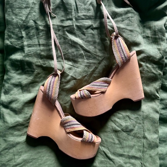 Jeffrey Campbell Platform Wedge Sandals - Picture 3 of 16